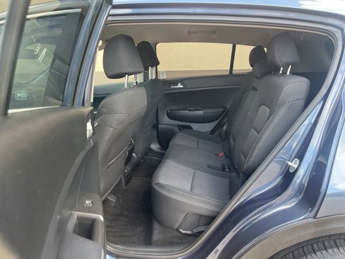 Used 2020 Kia Sportage LX image 15