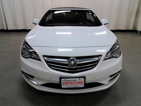 Used 2019 Buick Cascada Premium image 11