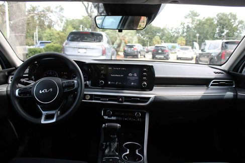 Used 2022 Kia K5 LXS image 22