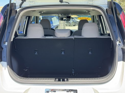 Certified 2025 Kia Soul LX w/ LX Technology Package image 11