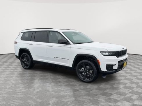 New 2025 Jeep Grand Cherokee L Limited w/ Luxury Tech Group II image 7