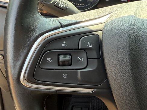 Used 2021 Buick Encore GX Select image 16