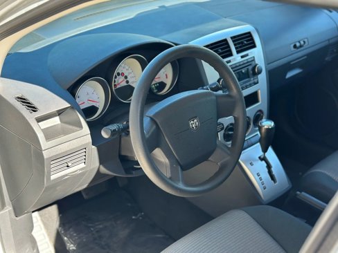 Used 2008 Dodge Caliber SXT image 10