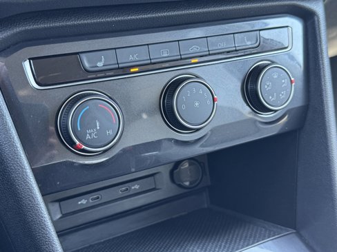Certified 2024 Volkswagen Tiguan S image 27