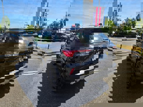 Used 2022 Ford Escape S image 7