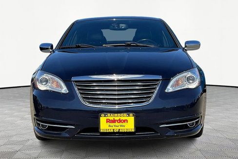 Used 2012 Chrysler 200 Limited image 3