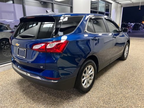 Used 2021 Chevrolet Equinox LT image 2