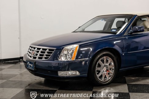 Used 2008 Cadillac DTS Luxury III image 19