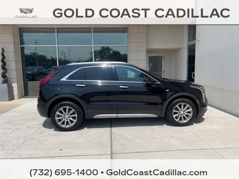 Used 2019 Cadillac XT4 Premium Luxury w/ Cold Weather Package image 4