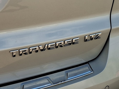 Used 2014 Chevrolet Traverse LTZ image 31