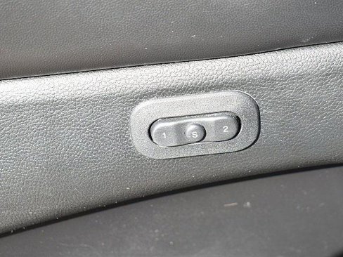 Used 2014 Jeep Grand Cherokee Limited image 20