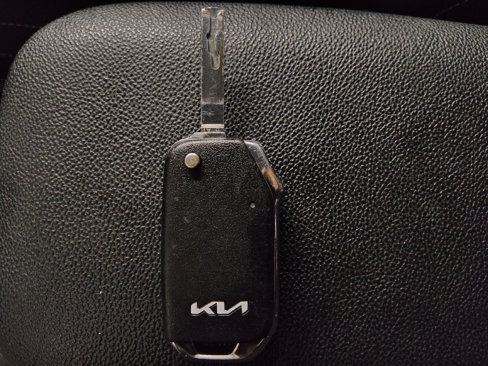 Used 2023 Kia Forte LXS image 32