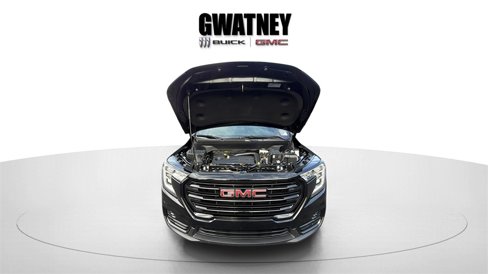 Used 2023 GMC Terrain SLE w/ Elevation Edition image 17