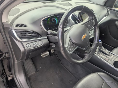 Used 2018 Chevrolet Volt Premier w/ LPO, Blackout Package image 2