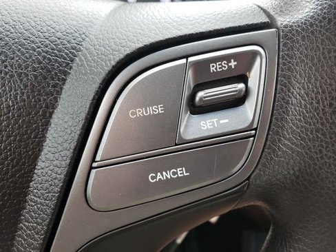 Used 2017 Hyundai Santa Fe Sport image 22