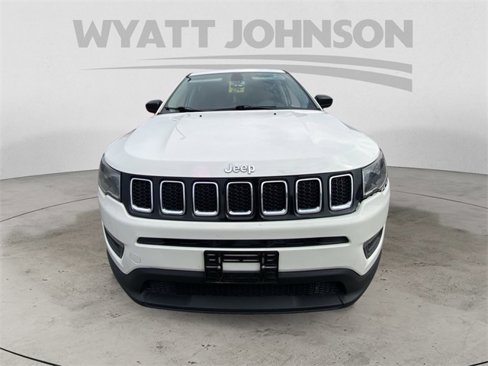 Used 2020 Jeep Compass Sport image 14