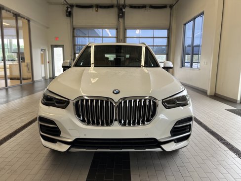 Used 2022 BMW X5 xDrive40i image 2