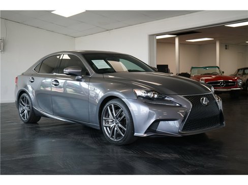 Used 2016 Lexus IS 200t image 1