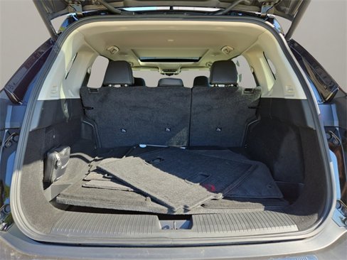 Used 2023 Nissan Rogue SL w/ SL Premium Package image 28