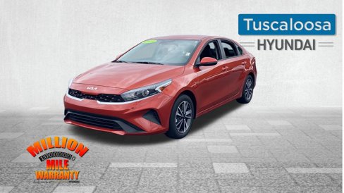 Used 2023 Kia Forte LXS w/ LXS Technology Package image 4