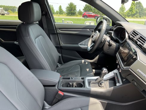 Certified 2024 Audi Q3 2.0T Premium Plus w/ Premium Plus Package image 35