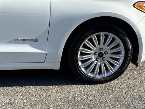 Used 2014 Ford Fusion SE image 37