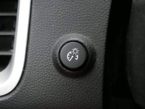 Used 2015 Chevrolet Equinox LT image 17