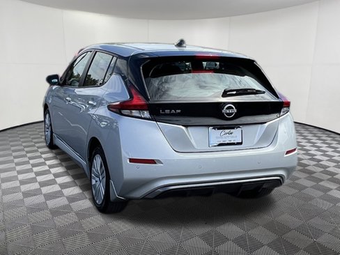 Used 2023 Nissan Leaf S image 4