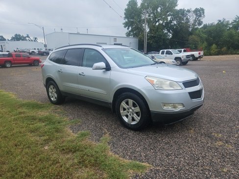 Used 2012 Chevrolet Traverse LT image 7