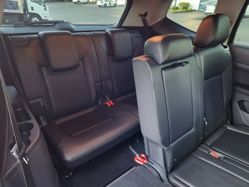 Used 2018 Volkswagen Atlas SE image 16