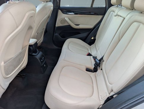 Used 2018 BMW X1 xDrive28i image 15