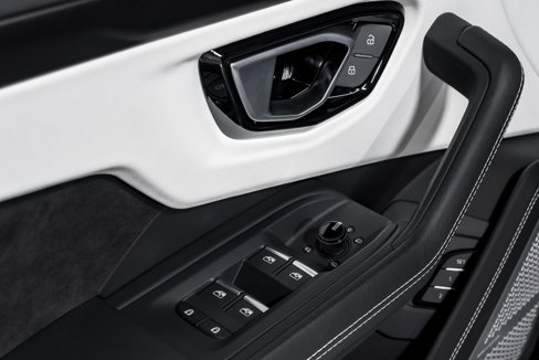 Used 2023 Lamborghini Urus S image 10