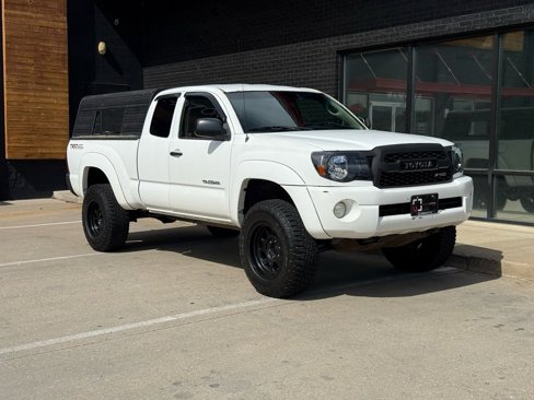 Used 2005 Toyota Tacoma 4x4 Access Cab w/ SR5 Pkg #3 image 11