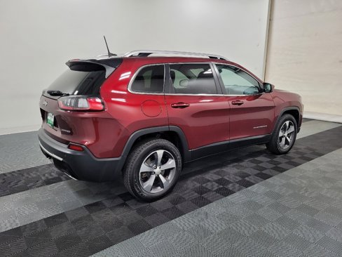 Used 2019 Jeep Cherokee Limited image 10