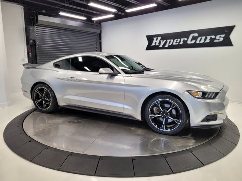 Used 2015 Ford Mustang Coupe image 16