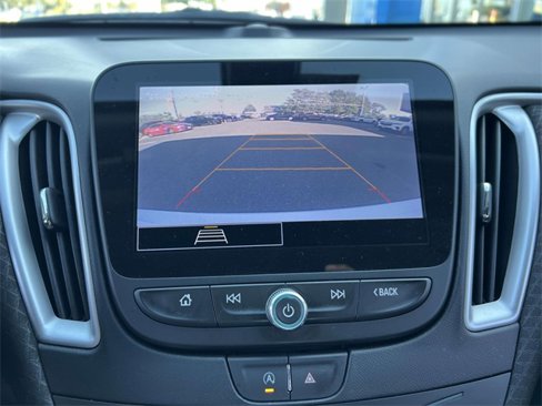 Certified 2022 Chevrolet Malibu LS image 24