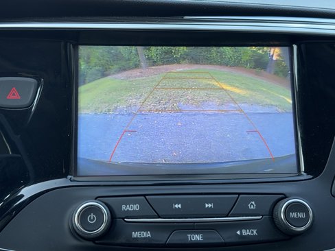 Used 2020 Buick Envision Preferred image 12