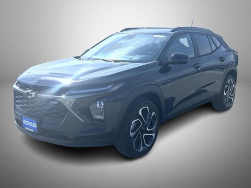 New 2025 Chevrolet Trax RS w/ Driver Confidence Package image 1