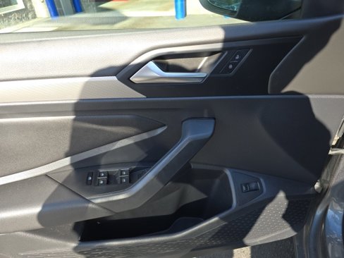 Used 2019 Volkswagen Jetta SE w/ Cold Weather Package image 15