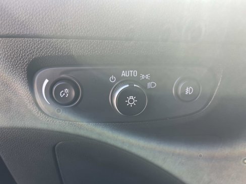 Used 2023 Buick Encore GX Select image 15