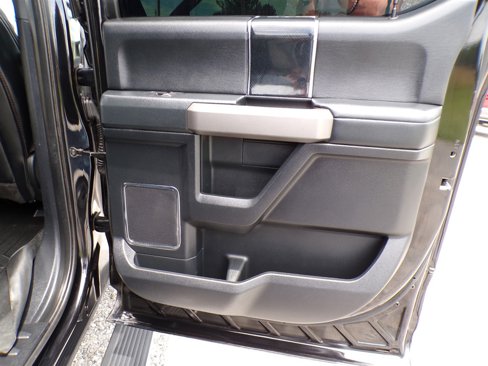 Used 2020 Ford F250 Platinum w/ FX4 Off-Road Package image 30