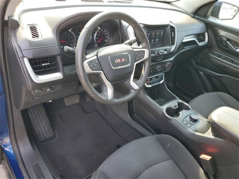Certified 2022 GMC Terrain SLE w/ Driver Convenience Package image 7