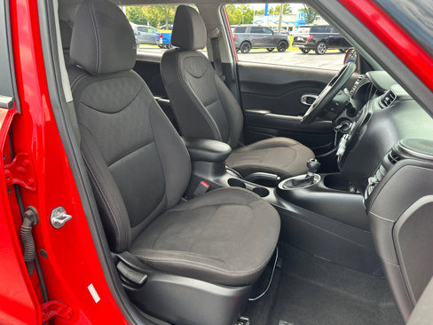 Used 2019 Kia Soul image 33