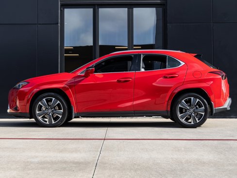 Used 2023 Lexus UX 250h FWD w/ Premium Package image 9
