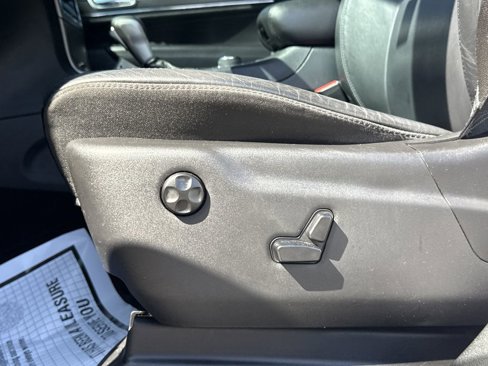 Used 2018 Jeep Grand Cherokee Limited image 25
