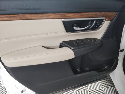 Used 2021 Honda CR-V Touring image 8