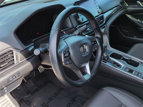 Used 2022 Honda Accord Sport image 26