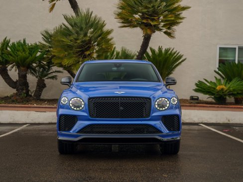 Used 2022 Bentley Bentayga image 38