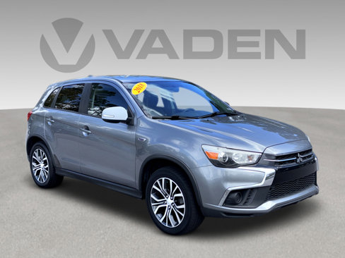 Used 2018 Mitsubishi Outlander Sport ES image 1