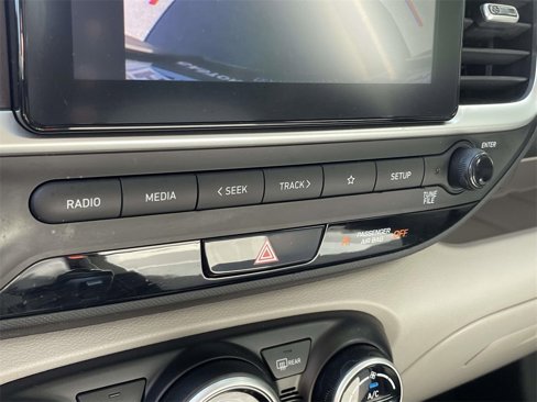 Certified 2023 Hyundai Venue SEL image 27
